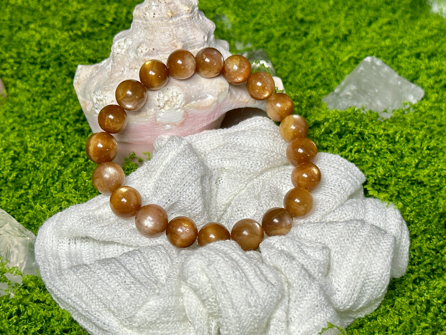 Twinkling Universe Peach Moonstone Bracelet